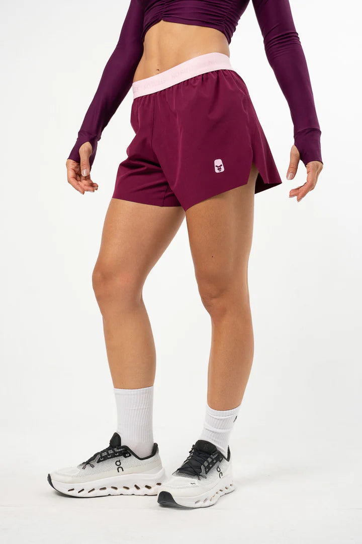 Classic Running Short Berenjena