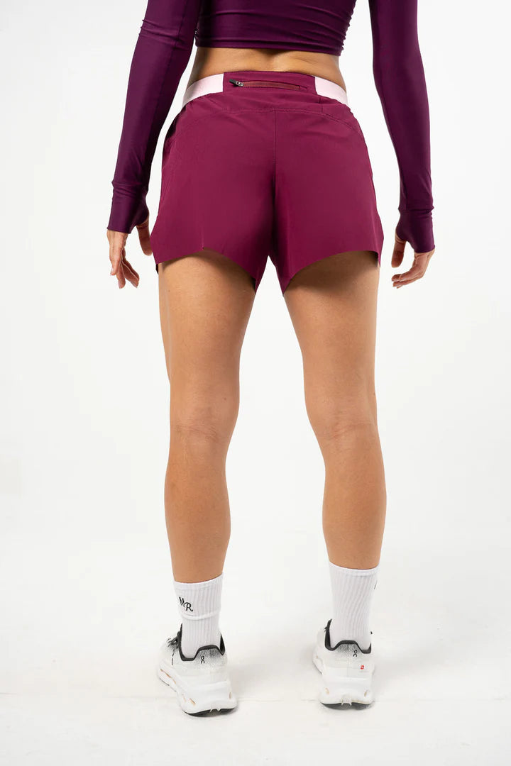 Classic Running Short Berenjena