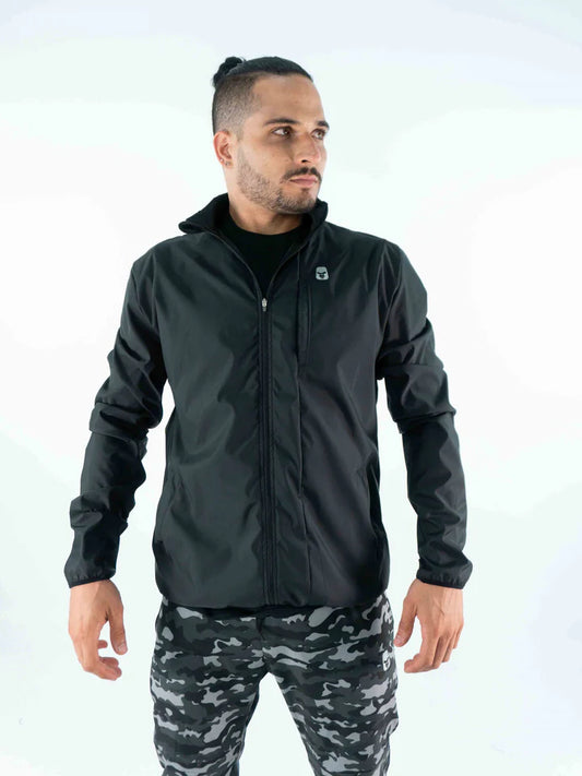 CHAQUETA CORTAVIENTOS NEGRA