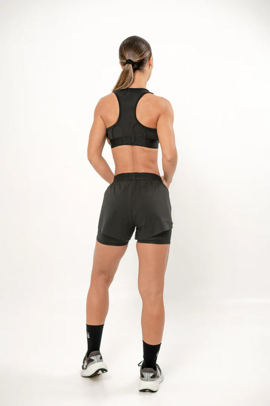 Shorts Core Motion Negro Mujer