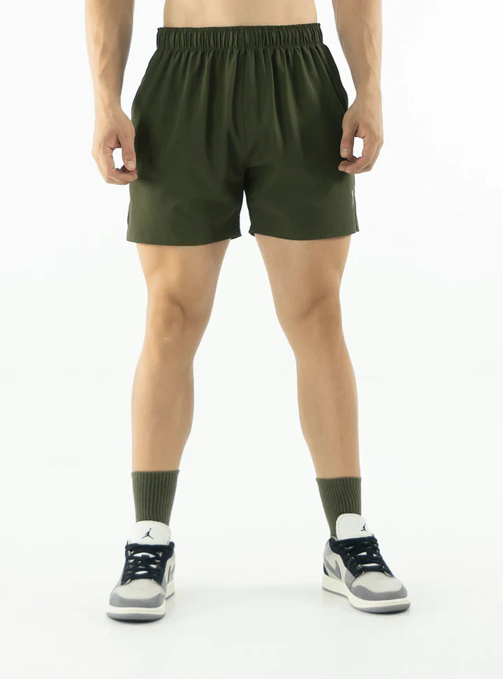 SHORT AJUSTADO VERDE MILITAR