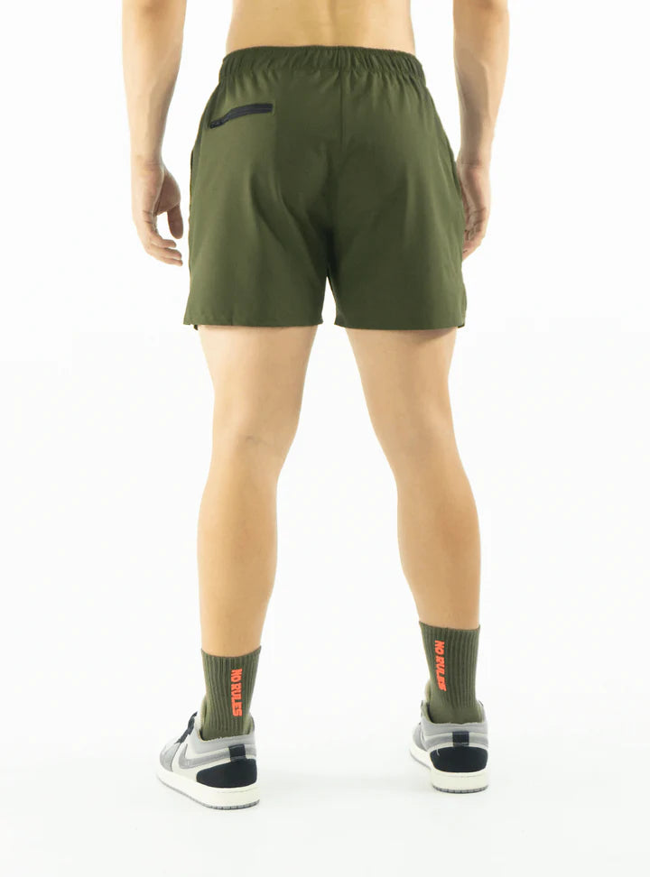SHORT AJUSTADO VERDE MILITAR