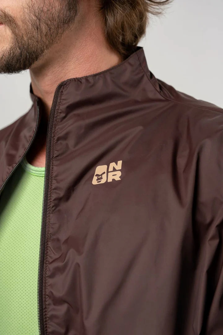 Chaqueta Active Flow Chocolate Hombre
