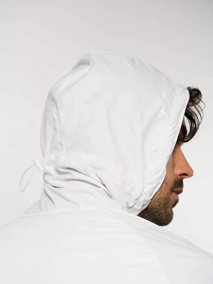 CHAQUETA Essential Jacket Hombre Blanca