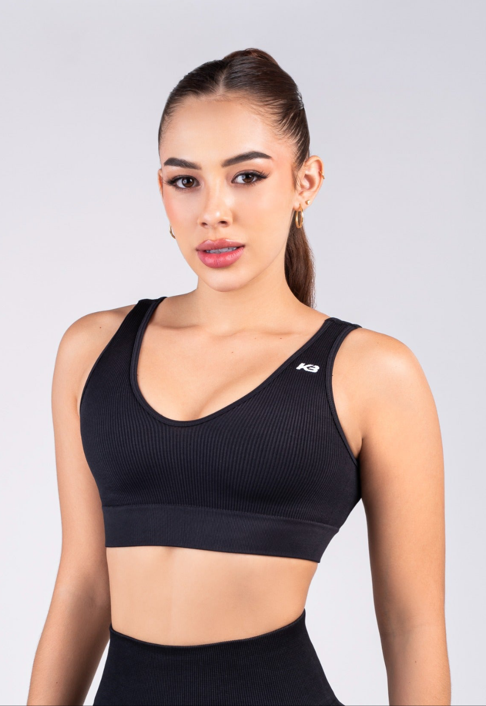 top kb/ 1195 negro